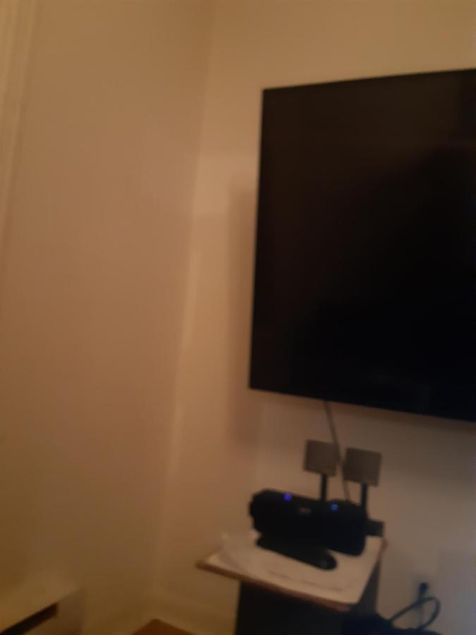 Check-In 1Pm To 11Pm II Room B 蒙特利尔 外观 照片