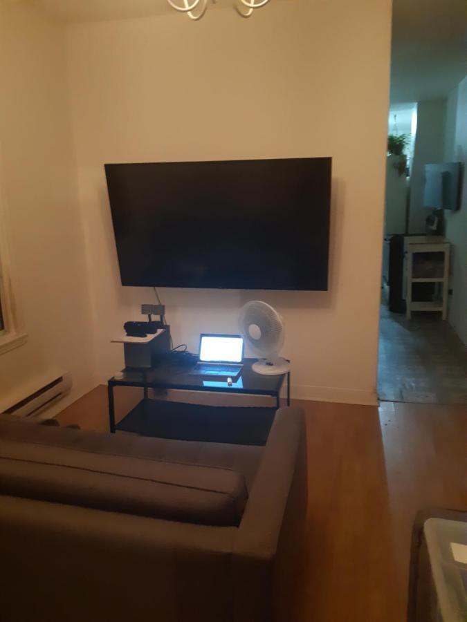 Check-In 1Pm To 11Pm II Room B 蒙特利尔 外观 照片